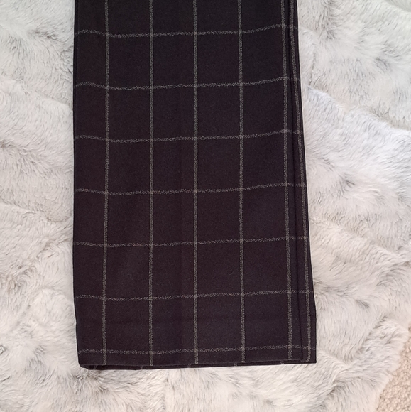 Express Editor black white plaid flat front Office straight leg Pants. Size 4S. - Picture 3 of 6